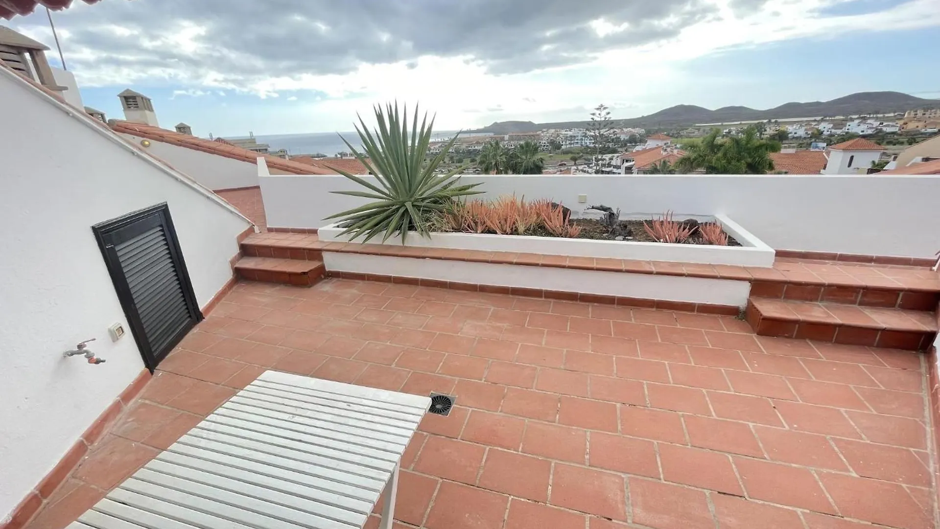 501.Serene Studio With Large Terrace And Pool San Miguel de Abona Spanien